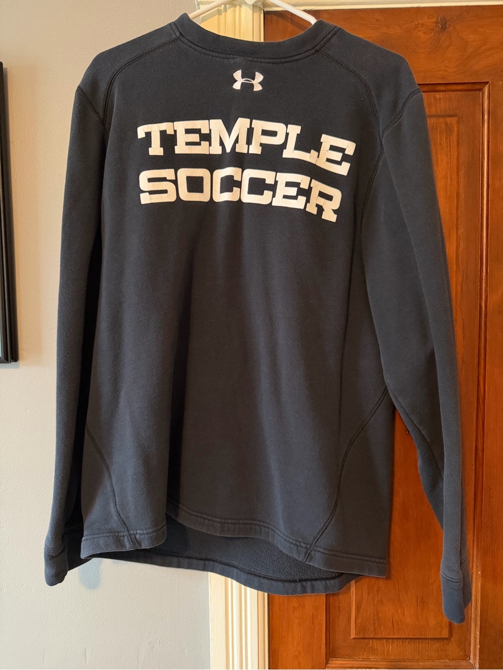 Under Armour Men’s Temple Soccer Pullover Sweatshirt